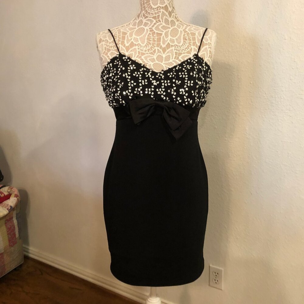 Susan Roselli for VIJACK Vintage cocktail Dress Black w/ White and Black Sequins